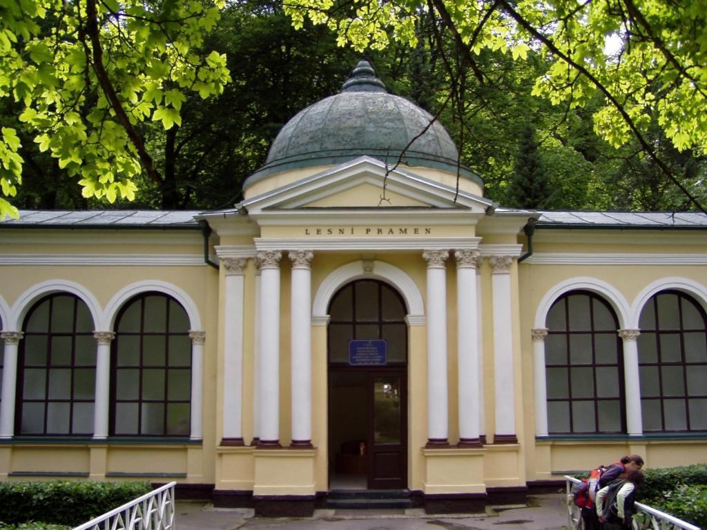Topapartmany Lesni Mariánské Lázně Exterior foto